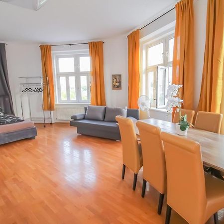 Family 3 Bedroom Apartment Lv7 Вена Экстерьер фото