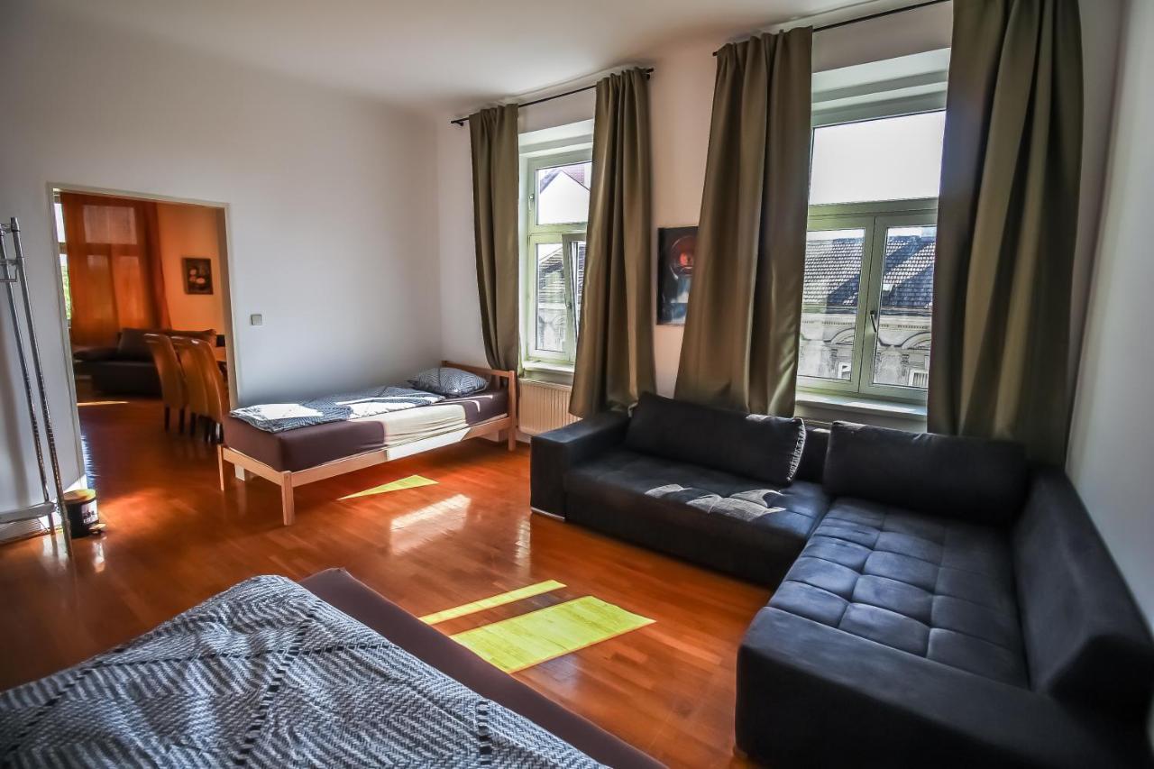 Family 3 Bedroom Apartment Lv7 Вена Экстерьер фото